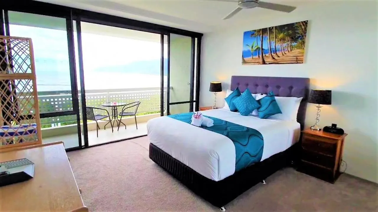 Cairns Ocean View Apartment Australien